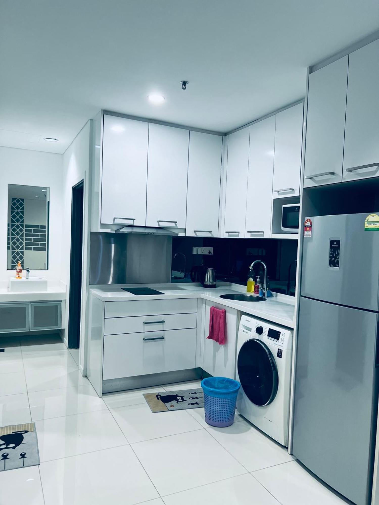 Apartment Summer