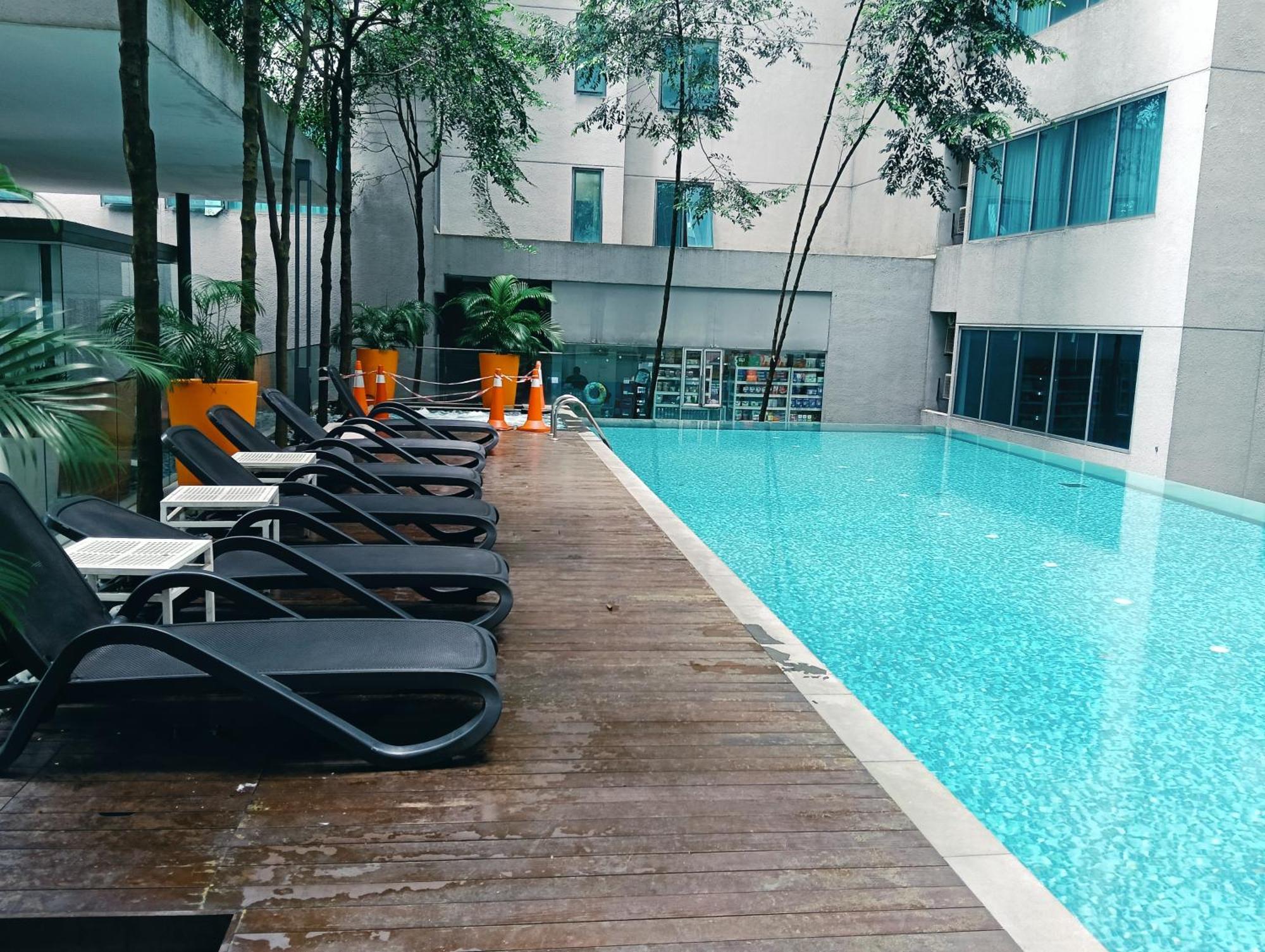 Summer Apartment *